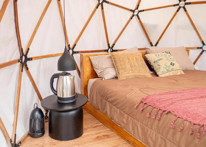 Cloud Hills Glamping By Bukit Vista Campismo de Luxo